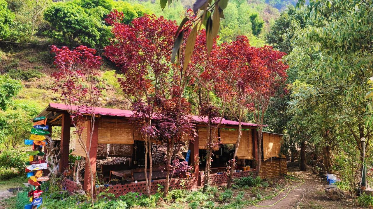Hobo Huts By The Riverside Panuānaula Extérieur photo